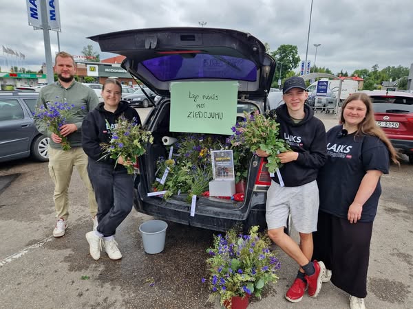 Pasākuma fotogrāfija: Kad joks pārvēršas sapnī: “Ceļš uz biedrības “Laiks Jauniešiem” sapni (busiņa iegādi) no 2024. gada jūnija līdz 2025. gada 5.aprīlim.”