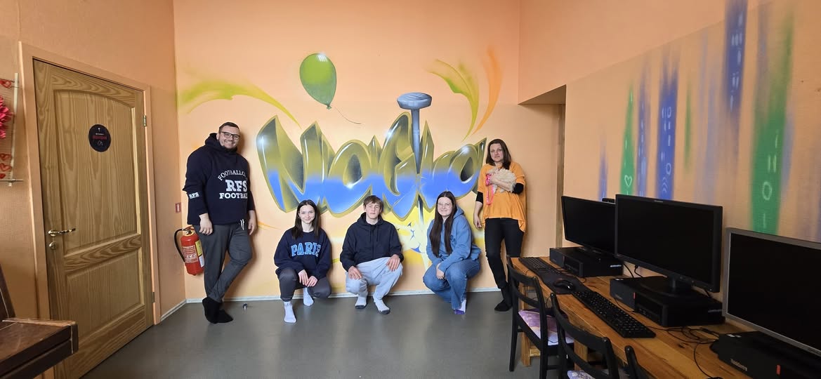 Pasākuma fotogrāfija: Apciemojām un iepazināmies ar Kandavas multifunkcionālais jaunatnes iniciatīvu centra “Nagla” telpām un fantastisko vadītāju - Lauru Bičkovsku.