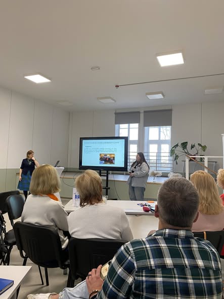 It was a great honour for us to take part in the workshop ‘HOW TO WORK TOGETHER?’, organised by the Society Integration Fund.